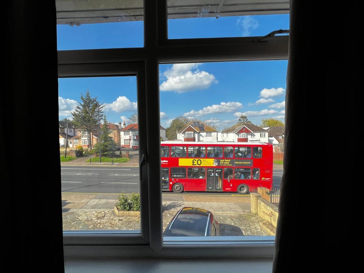 Luxury Suites Near Wembley Stadium, Wembley Arena, London Designer Outlet Екстер'єр фото